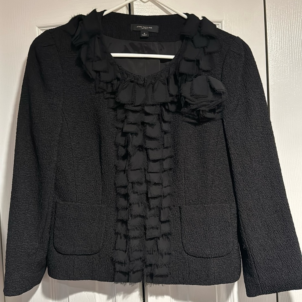 Black 3/4 Sleeve Work Business Jacket Blazer Size 4 Small Flower Ann Taylor